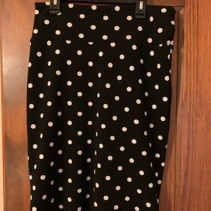 NWOT LulaRoe black and white polka dot Cassie
